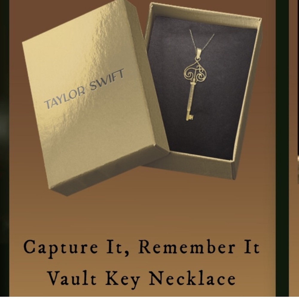 Brand New Taylor Swift Capture it, Remember it vault key necklace